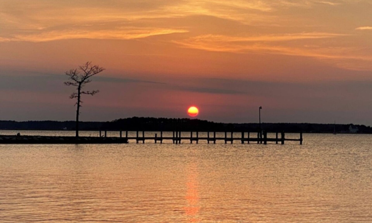 Woolford House | "Endless Summer" Waterfront on the Chesapeake Bay!