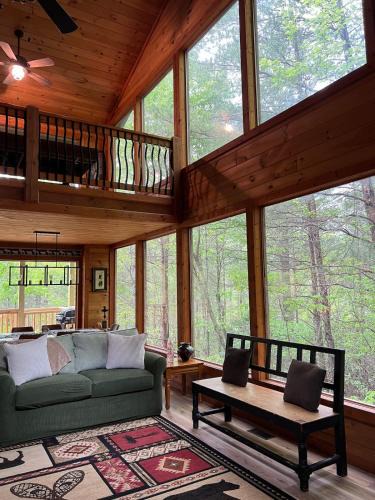 Sautee Nacoochee House | Endless Views Cabin
