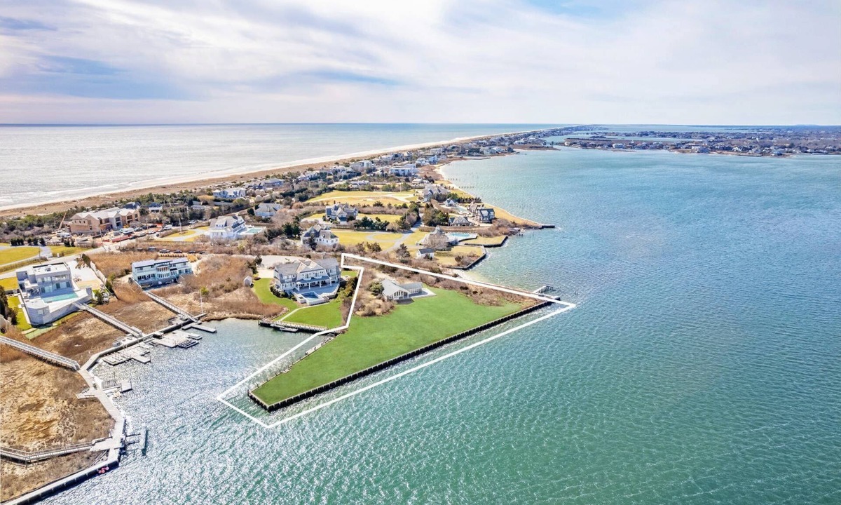 Quogue House | Endless water views of the bay and walk to the ocean!