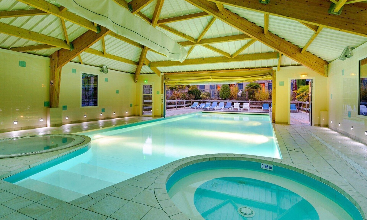 Cancale House | Endroit Super! Maisonnette Confortable | Sauna