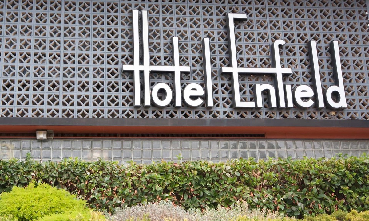 Clearview Hotel | Enfield Hotel