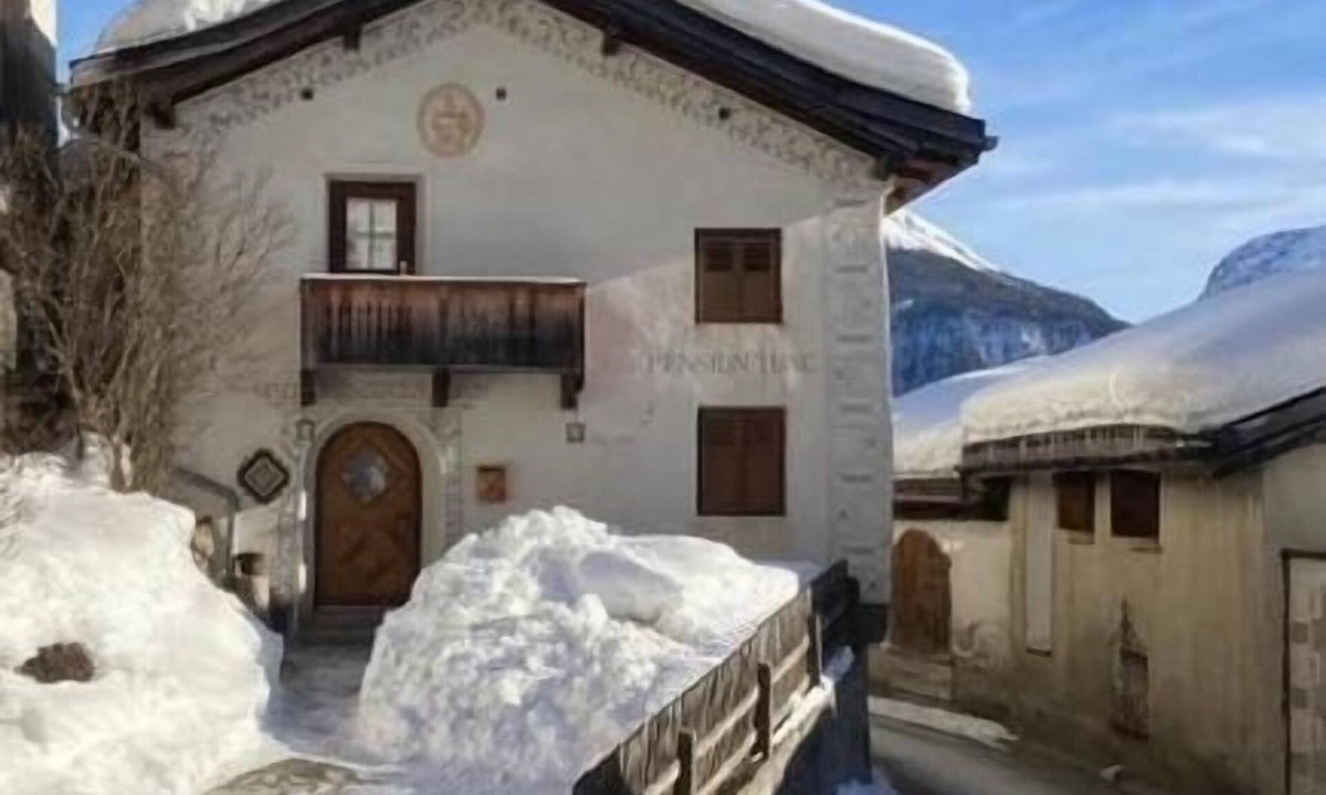 Vna House | Engadine House
