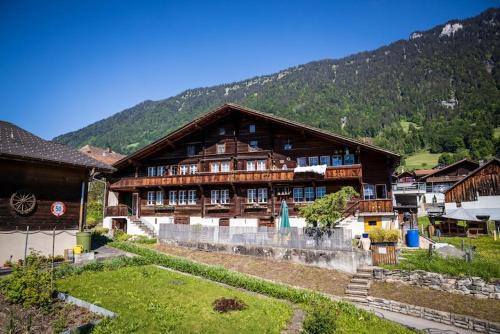 Ringgenberg House | Engel Ingold Lodge Chalet "Böhli"