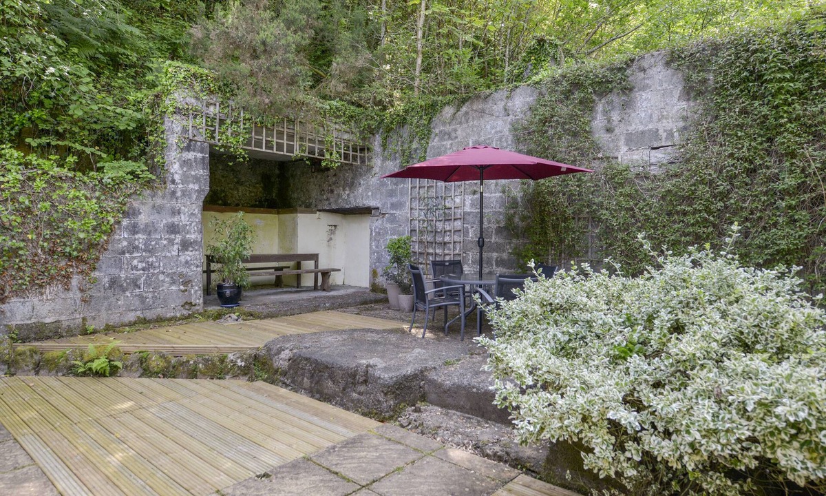 Heligan Cottage | Engine House