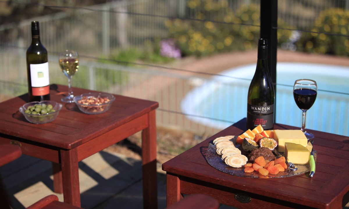 Lovedale House | Englewood Ridge