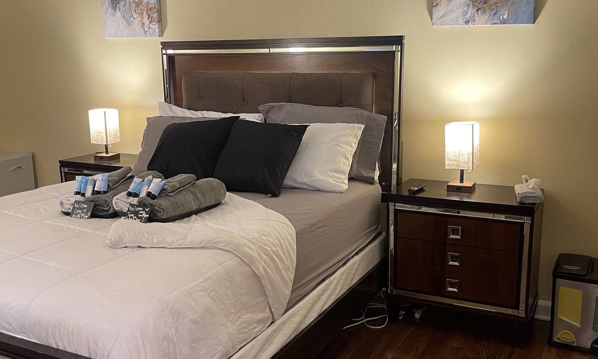 Williamsbridge Apartment | Enhanced 2bdrm next to hospitals great location