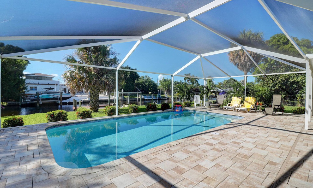 Yacht Club House | Enjoy a 3-bedroom vacation home in Yacht Club - Special January & February.
