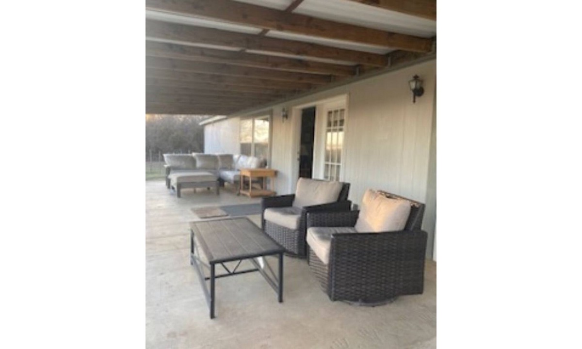 Hugo House | Enjoy a Red River Country Getaway