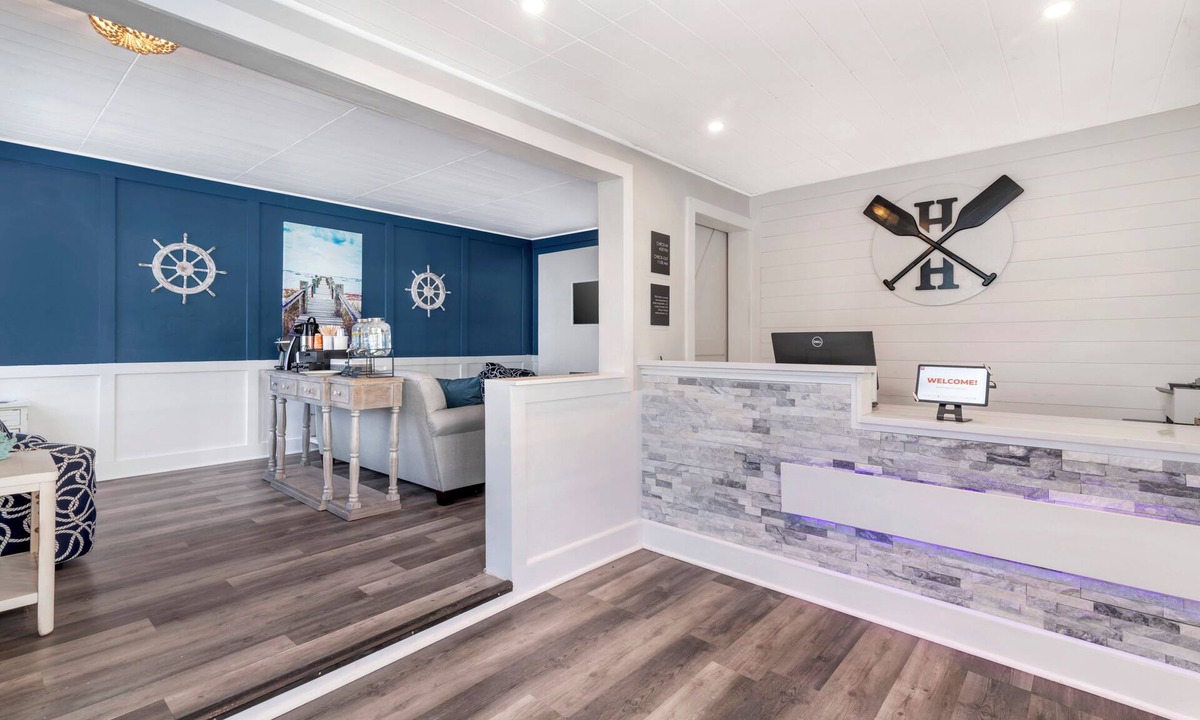 Hyannis Hotel | Enjoy a relaxing stay in Hyannis, MA