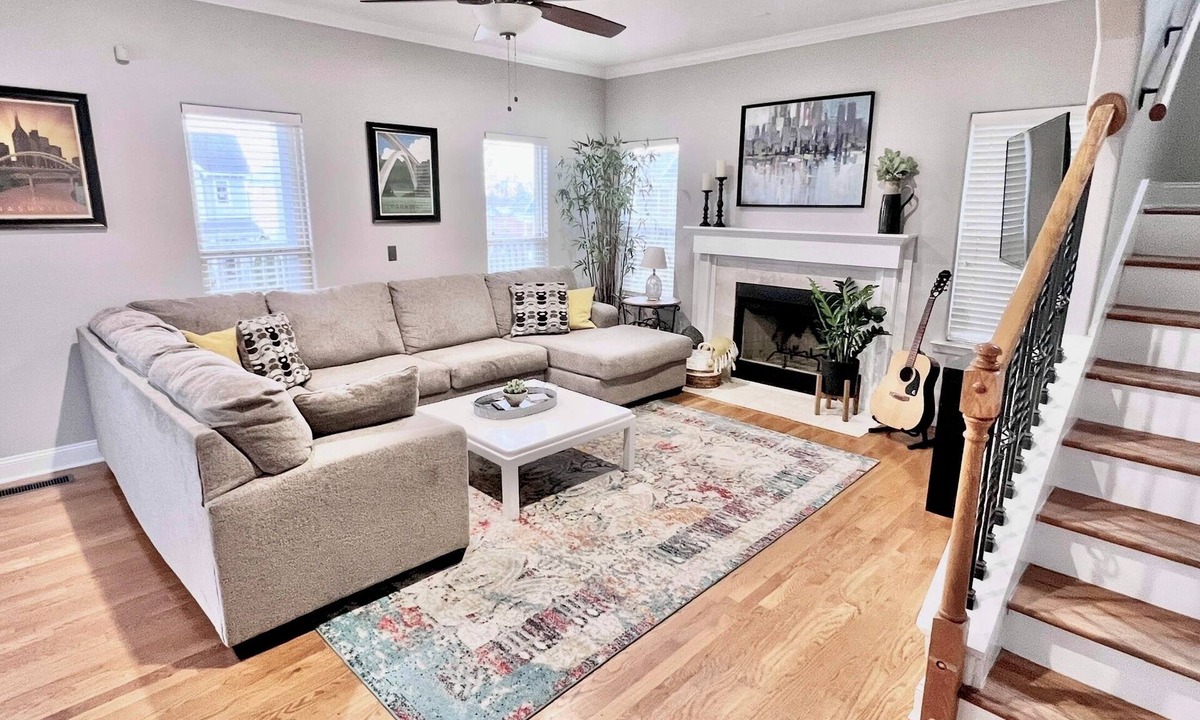 Historic Edgefield House | Enjoy a spacious private residence loaded with amenities. Minutes to everything!