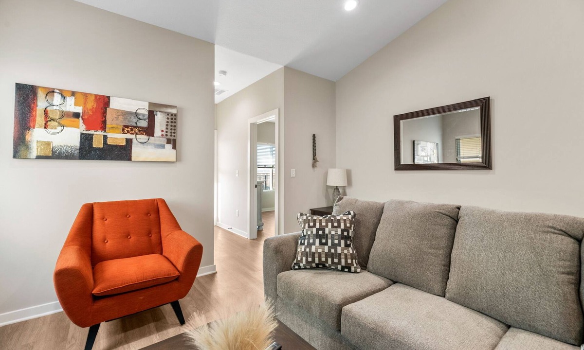 Goddard House | Enjoy beautiful sunsets, all while being close to shopping, dining, and fun!