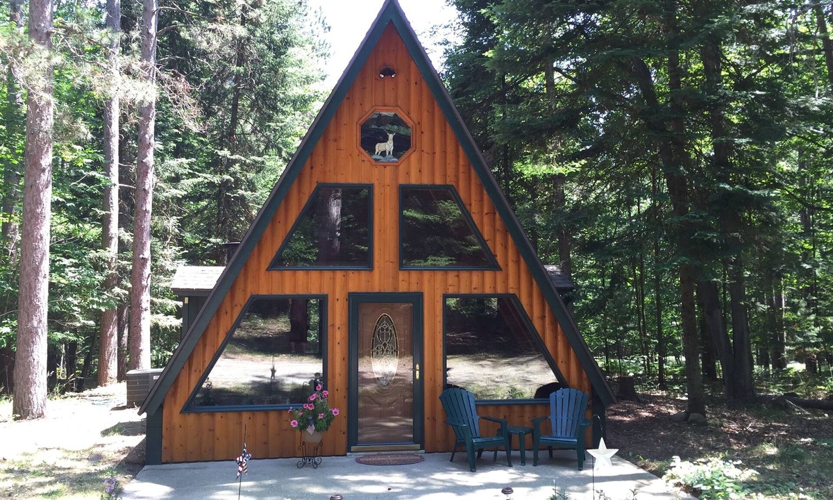 Bellaire Cabin | Enjoy Northern Michigan