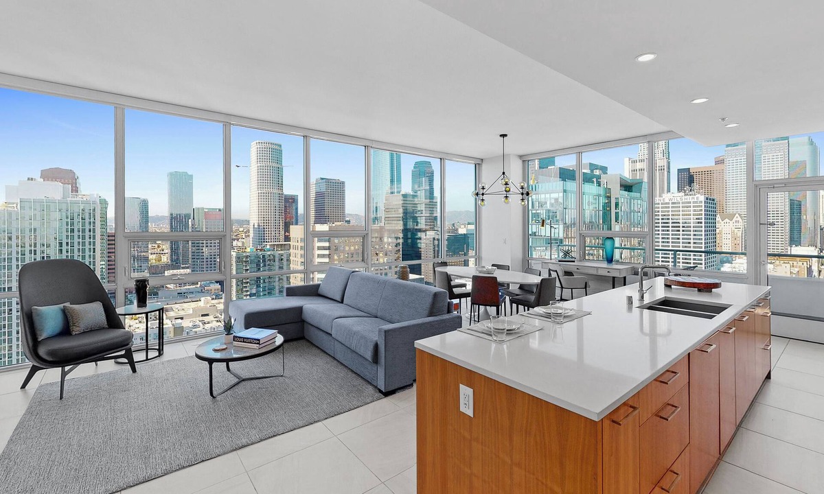 Downtown Los Angeles Apartment | Enjoy panoramic views from our corner 3 bdr/3 baths w/private balcony