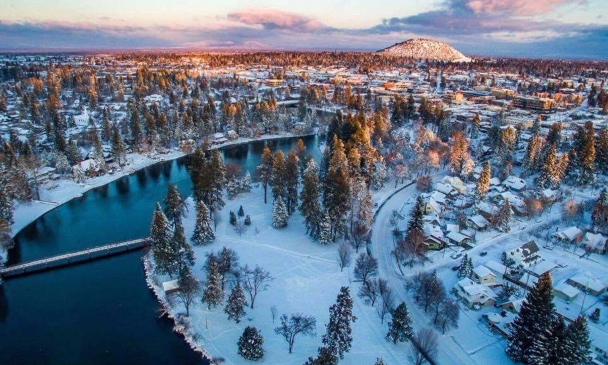 Bend Condo | Enjoy the Holidays in Bend Oregon