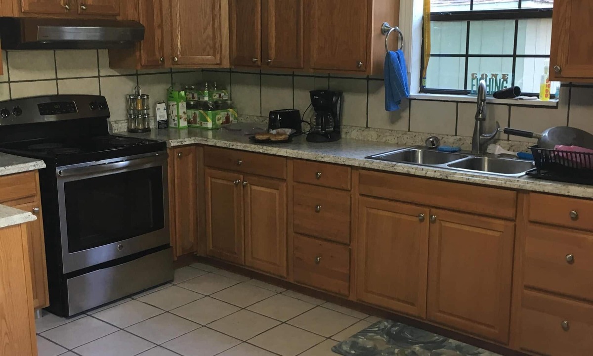 Noel House | Enjoy the river fun at the Blue Elk Bungalow