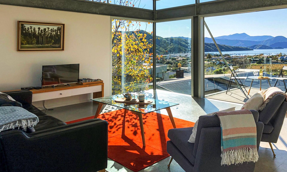Waikawa Bay House | Enjoy the view