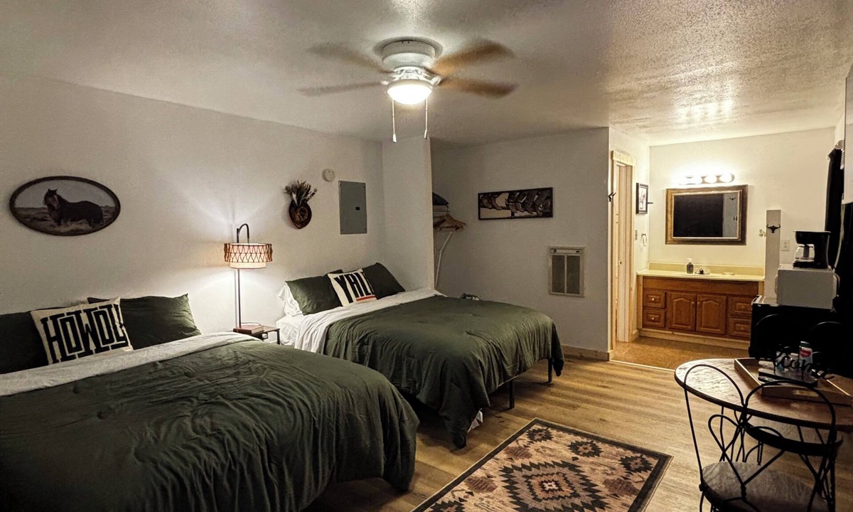 Eminence House | Enjoyable 1-bedroom barn with AC in charming Eminence