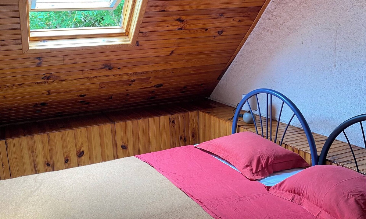 Benais Apartment | Enjoyable 2-bedroom apartment in Benais