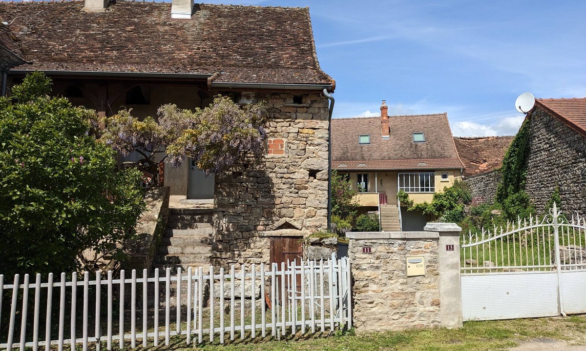 Saint-Maurice-des-Champs House | Ensembles de 3 maisons