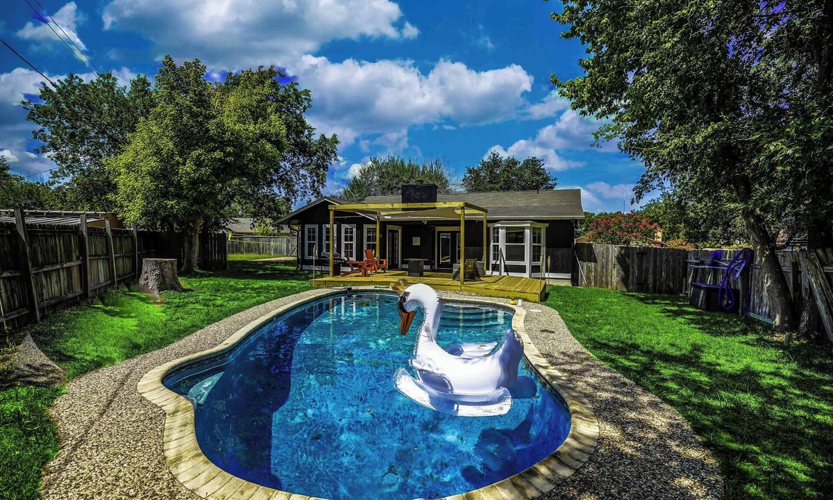 Round Rock House | Entertainers Delight: 4/2 Pool, Outdoor Fun