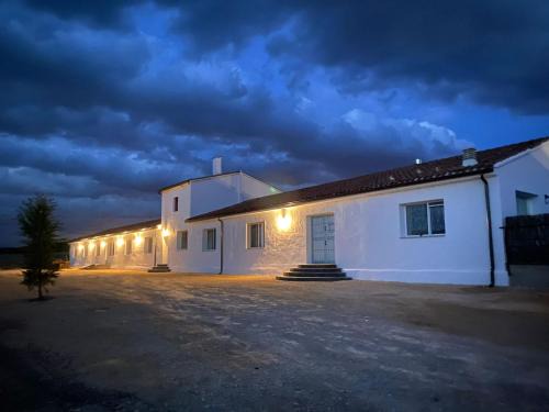 Lerin Hostel | Entheos