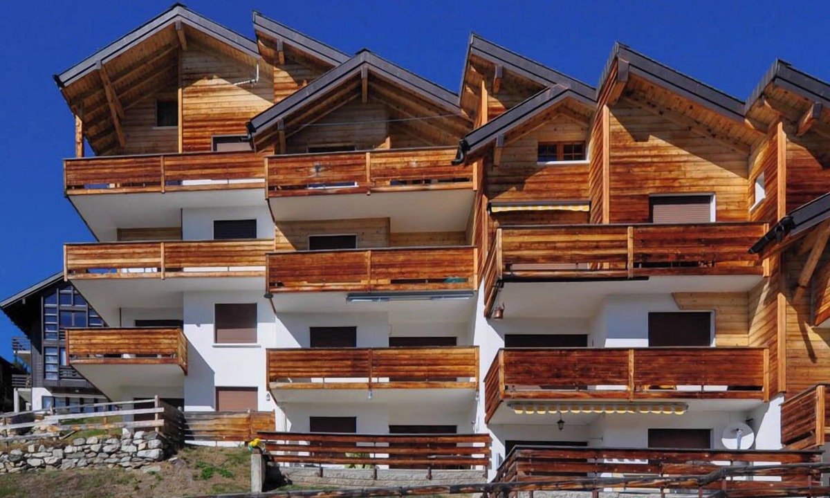 Chandolin Apartment | Entièrement rénové, lumineux et confortable 3.5 pièces pour 3 (à 4) personnes. Situé au 3ème étage d