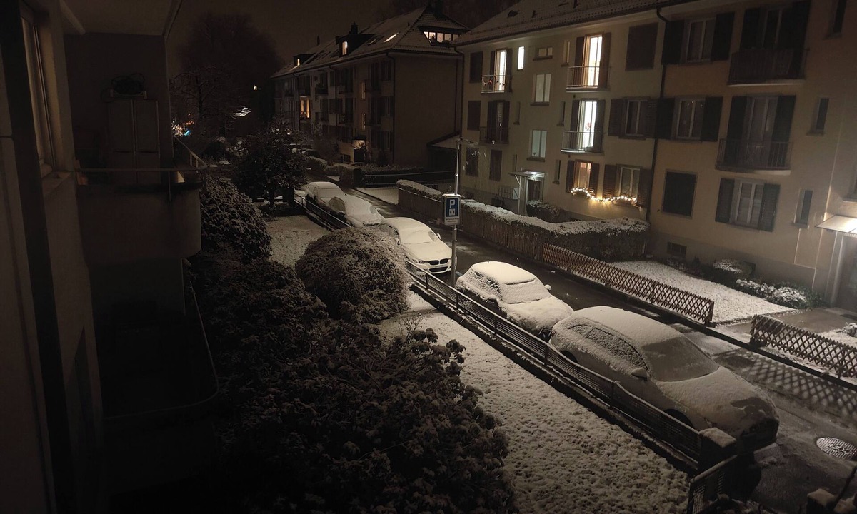 Wollishofen Apartment | Entire 2-bedroom apartment near central Zurich