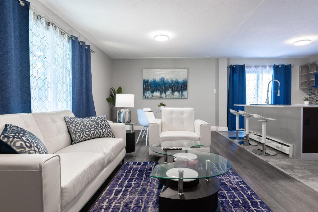 Waterloo Apartment | ENTIRE 2 BEDROOM APARTMENT UPTOWN WATERLOO - e3
