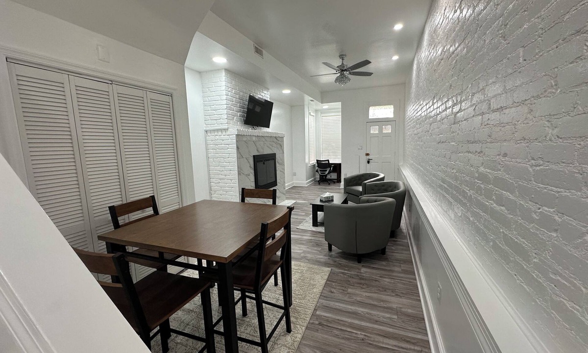 Chinatown House | Entire 2 Bedroom House in NW DC