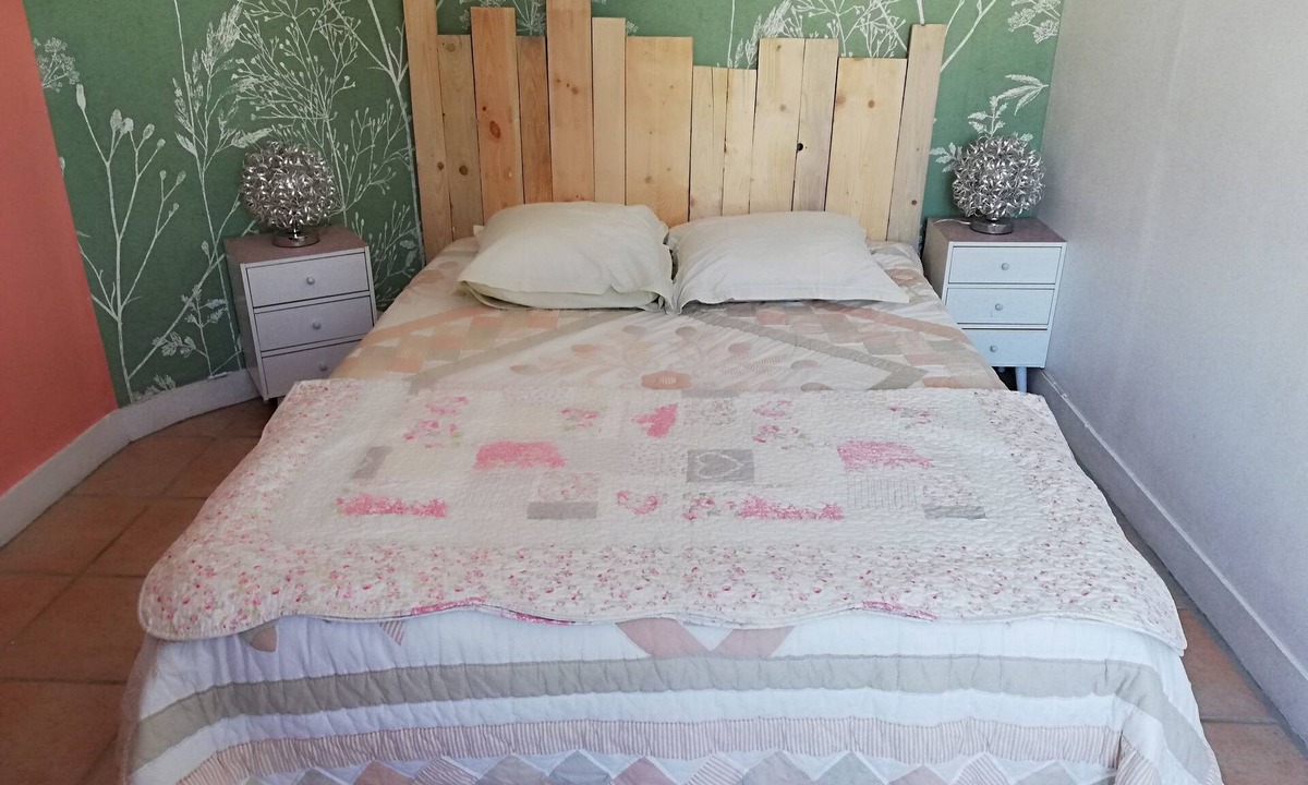 Beuzeville Apartment | ENTIRE APARTMENT NEAR HONFLEUR IN PEACE
