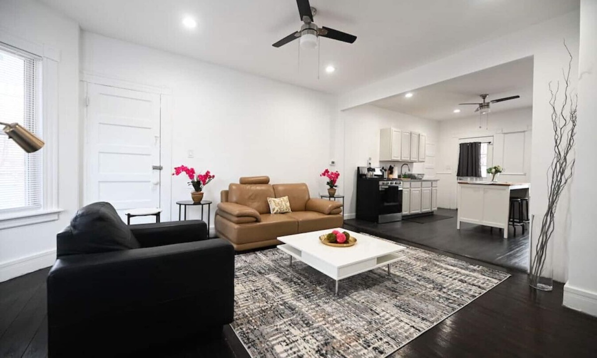 Ansonia Apartment | ENTIRE APARTMENT RECENTLY RENOVATED 2BR