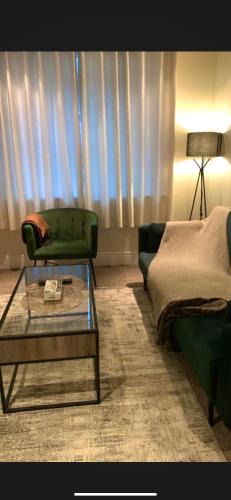 Five Oak Green Apartment | Entire Apartment Tonbridge Centre