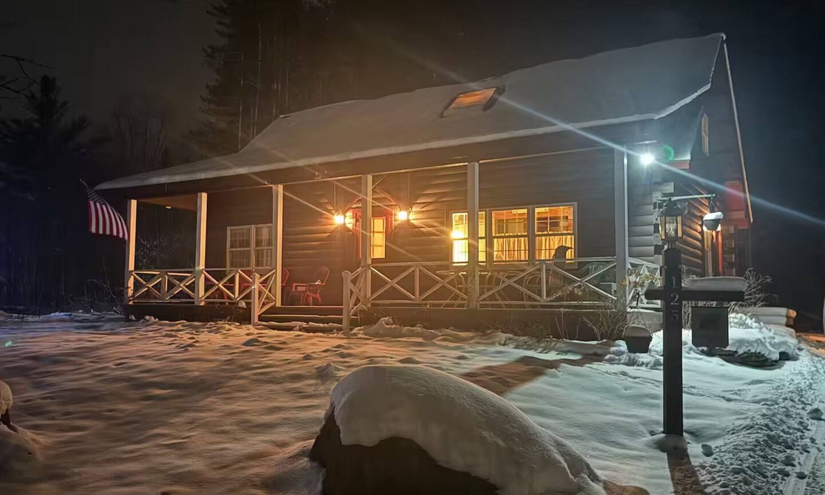 Speculator Cabin | Entire cabin in Speculator, New York