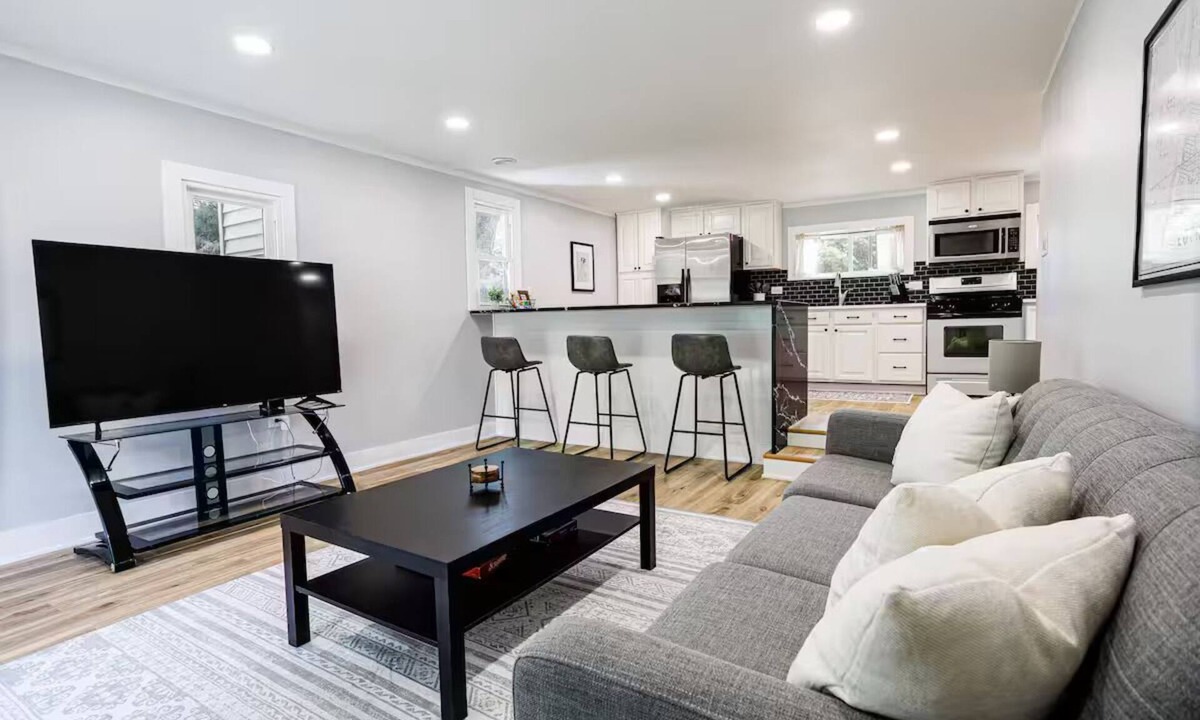 Lockport House | Entire home in Lockport, Illinois