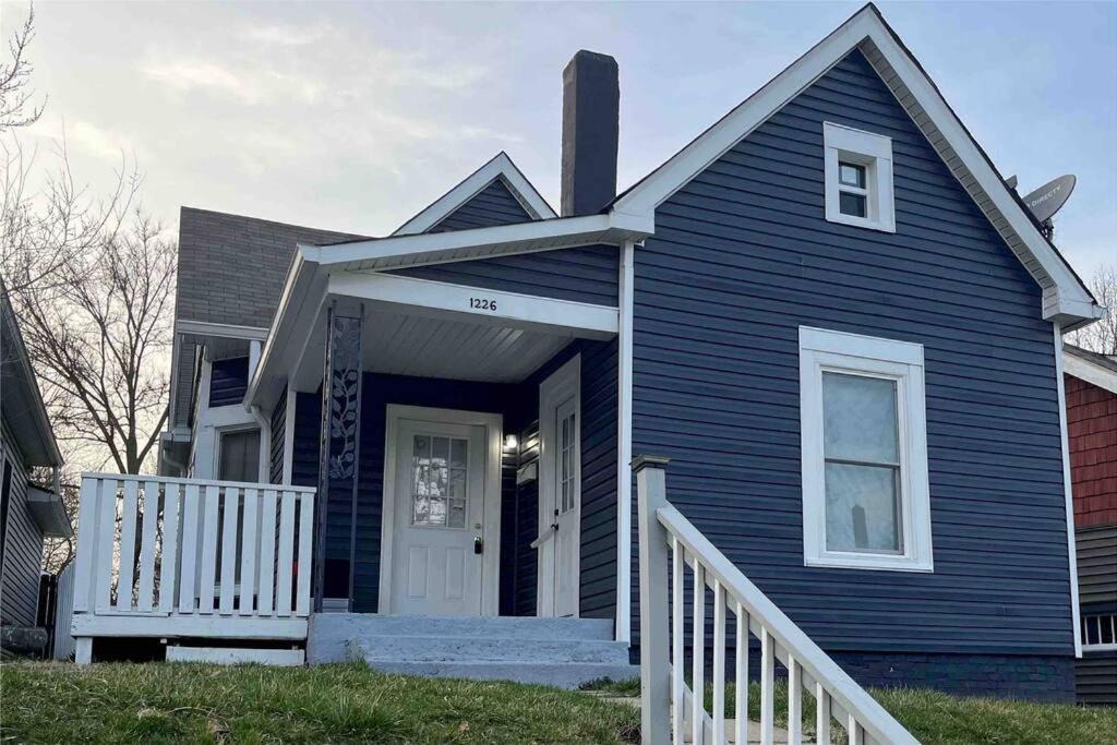 Windsor Park House | Entire House In Downtown Indy!