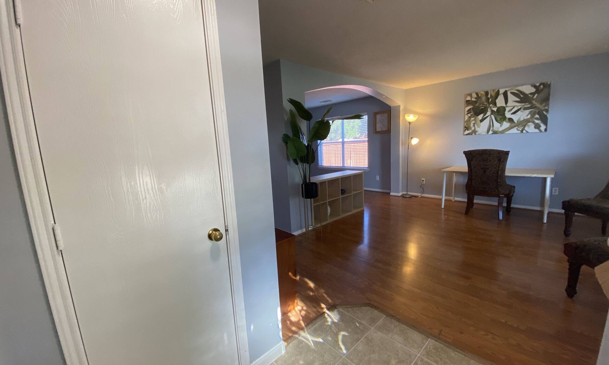 Clodine House | Entire house, near Bellaire, easy access to major highways.