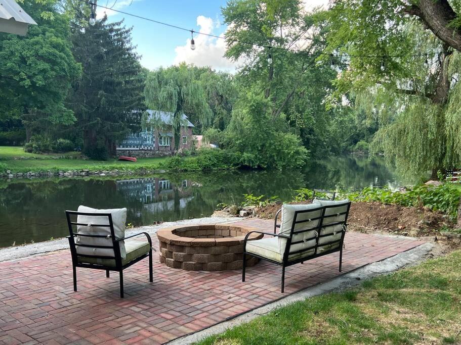 Califon House | Entire House on the River