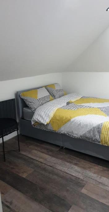 Bensham Manor Apartment | Entire large 4 bedroom flat