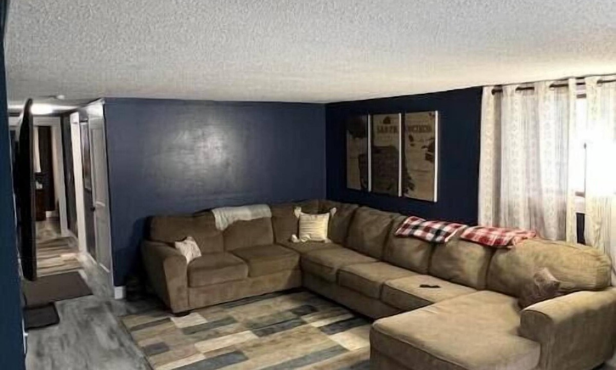 Fargo Apartment | Entire lower level just off Interstate, free breakfast, 1,100 Sq Ft