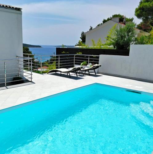 Primosten House | Entire private top floor with own pool and entrance