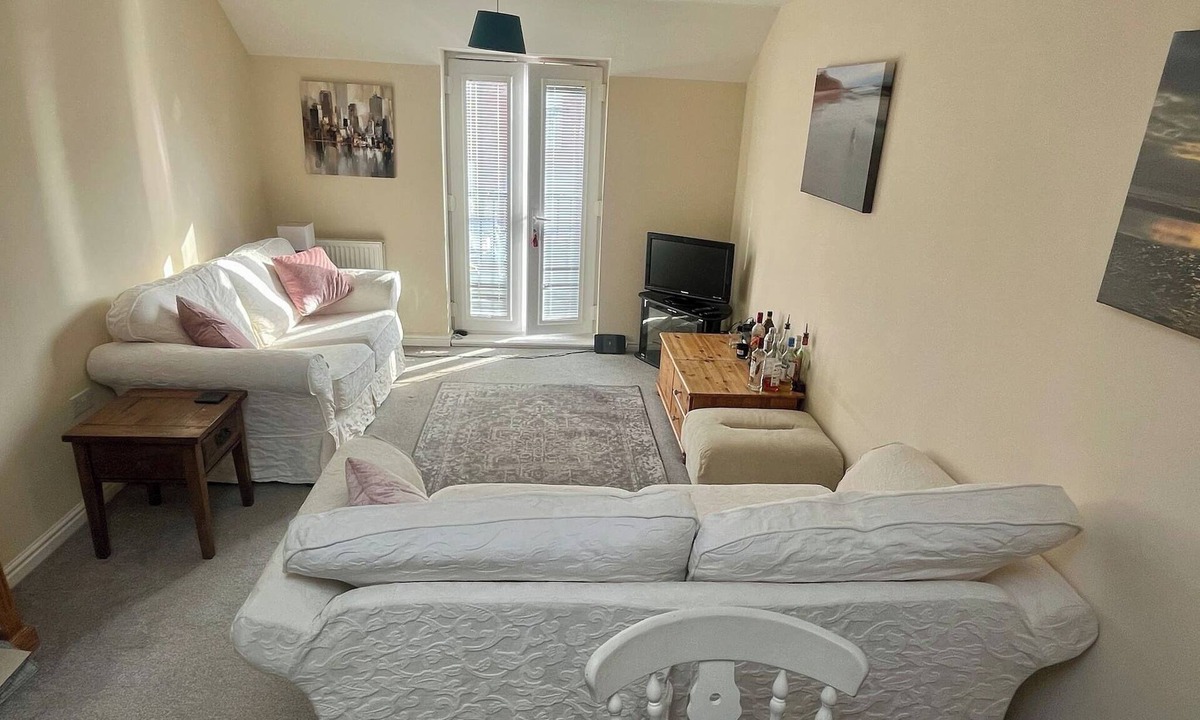 Clyst St Mary House | Entire Two Bedroom Detached Coach House