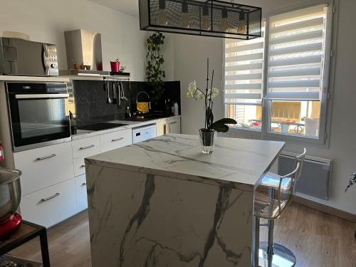 Clermont-l'Herault Apartment | Entre Lac et Mer
