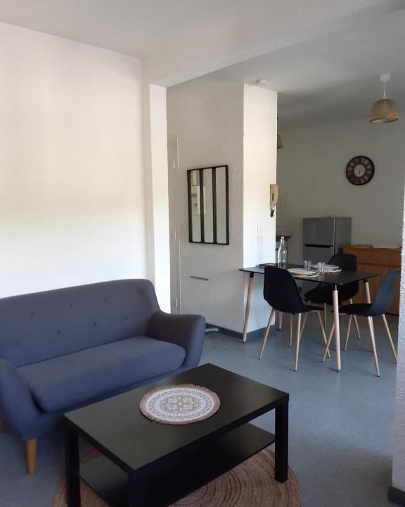 Oloron-Sainte-Marie Apartment | Entre terre et mer