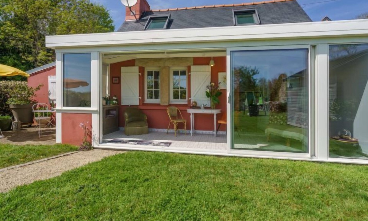 Pouldreuzic House | Entre terre et mer by Interhome