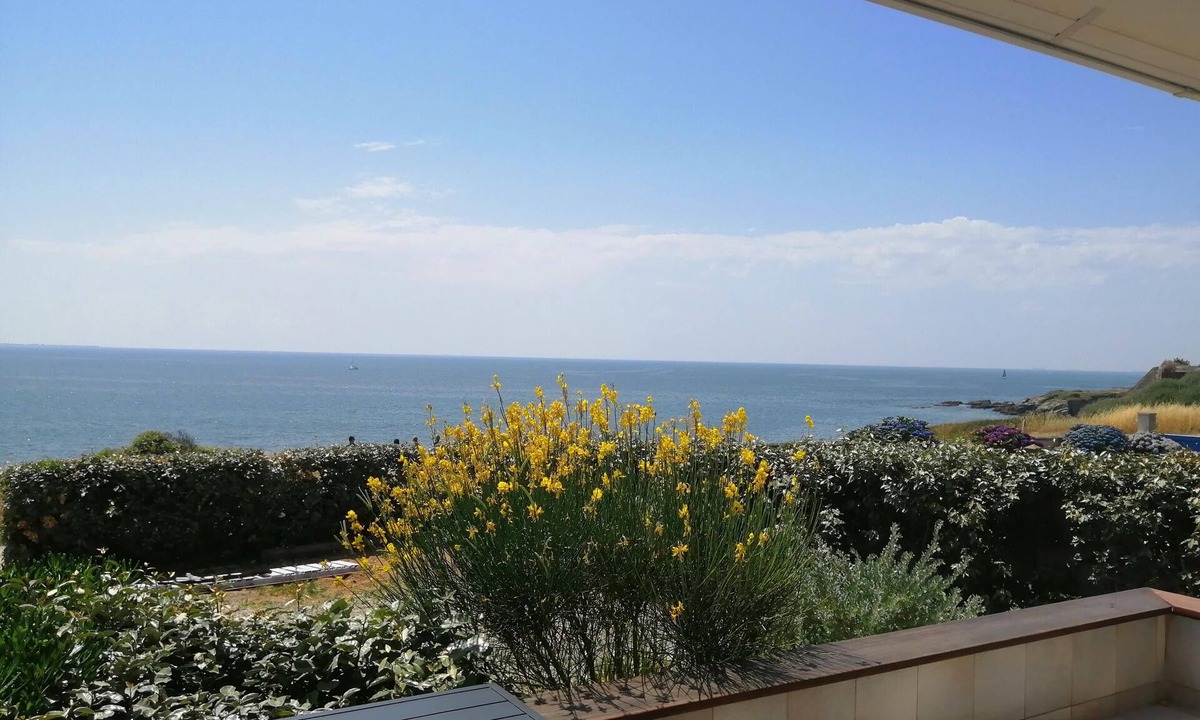 Prefailles House | Eole 1 and 2, family homes for 12 with sea view