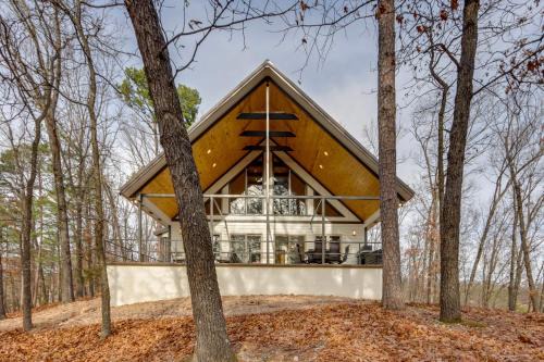 Eureka Springs House | Epic Lake Views! 'The Ridge' Eureka Springs Home