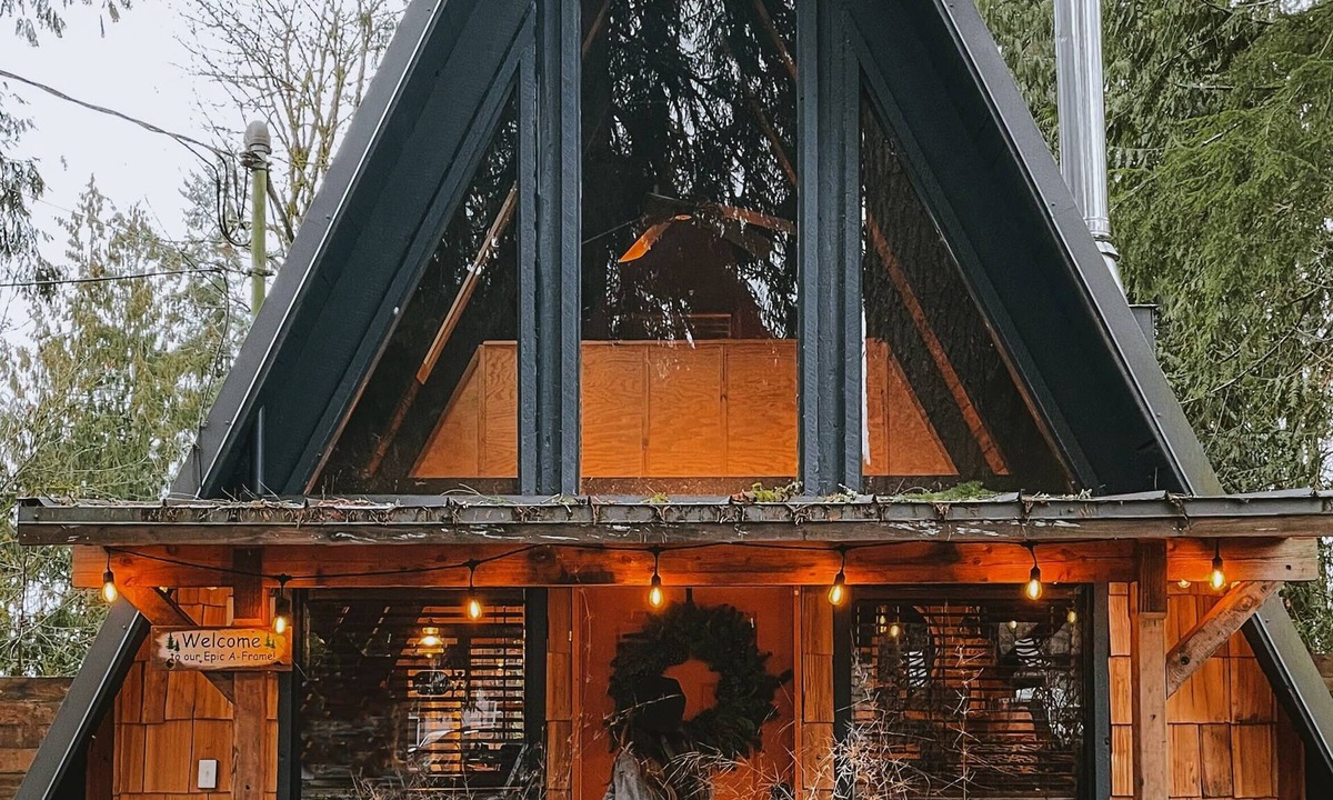 Jordan Road-Canyon Creek House | Epic view A-frame - Hot-tub, Firepit & Fireplace