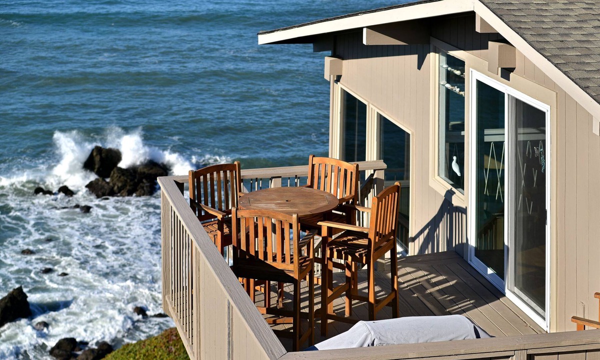 Dillon Beach House | EPIC VIEWS - Absolute Oceanfront on Bluff w/Crashing Surf