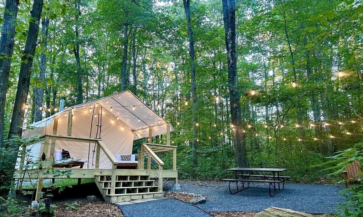 Shippenville RV Rental | Equipped Glamping Tent with Modern Interior in Shippenville, Pennsylvania
