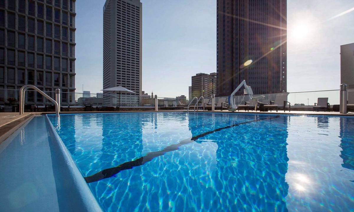 SoNo Apartment | Equipped Studio | Free Breakfast + Pool Access